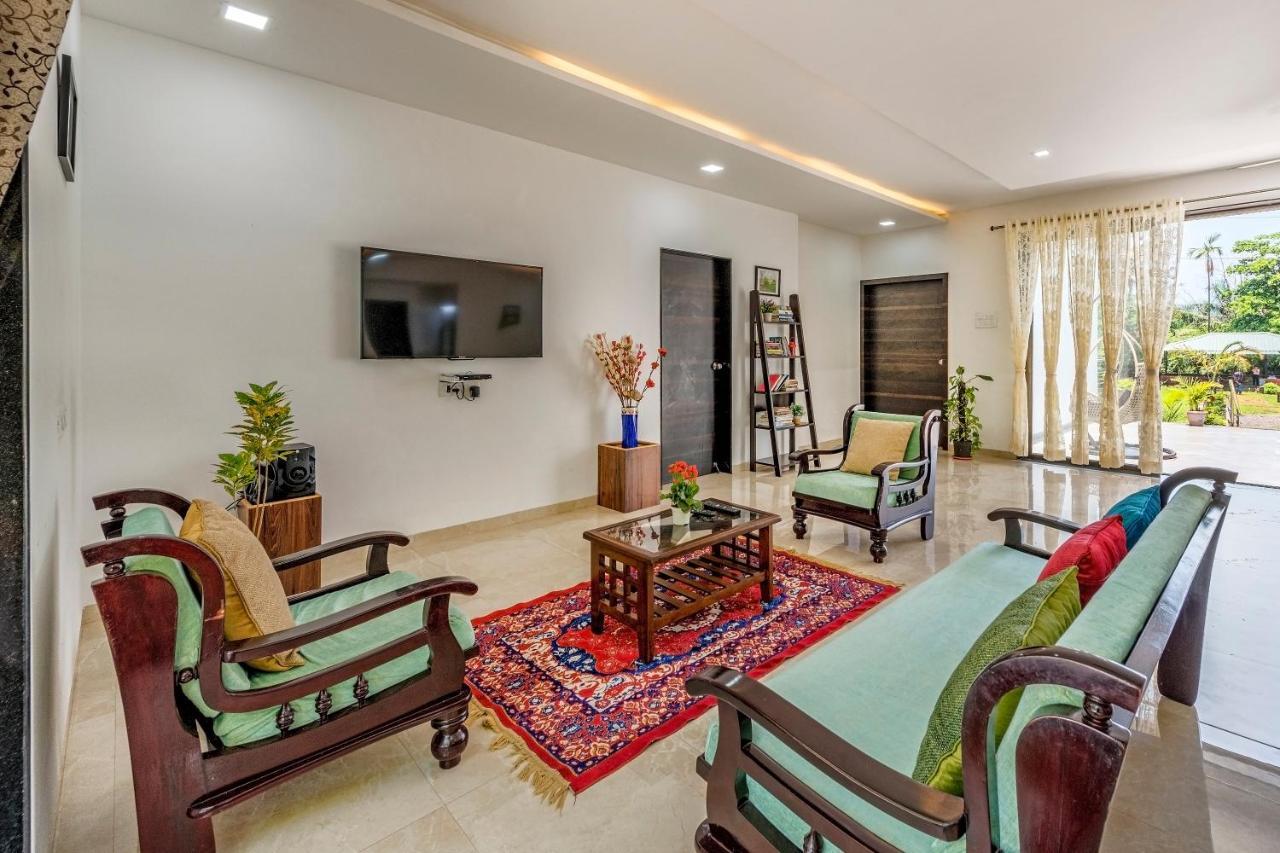 Saffronstays Lakeview Nivara - Farm Stay Villa With Private Pool Near Poona Buitenkant foto