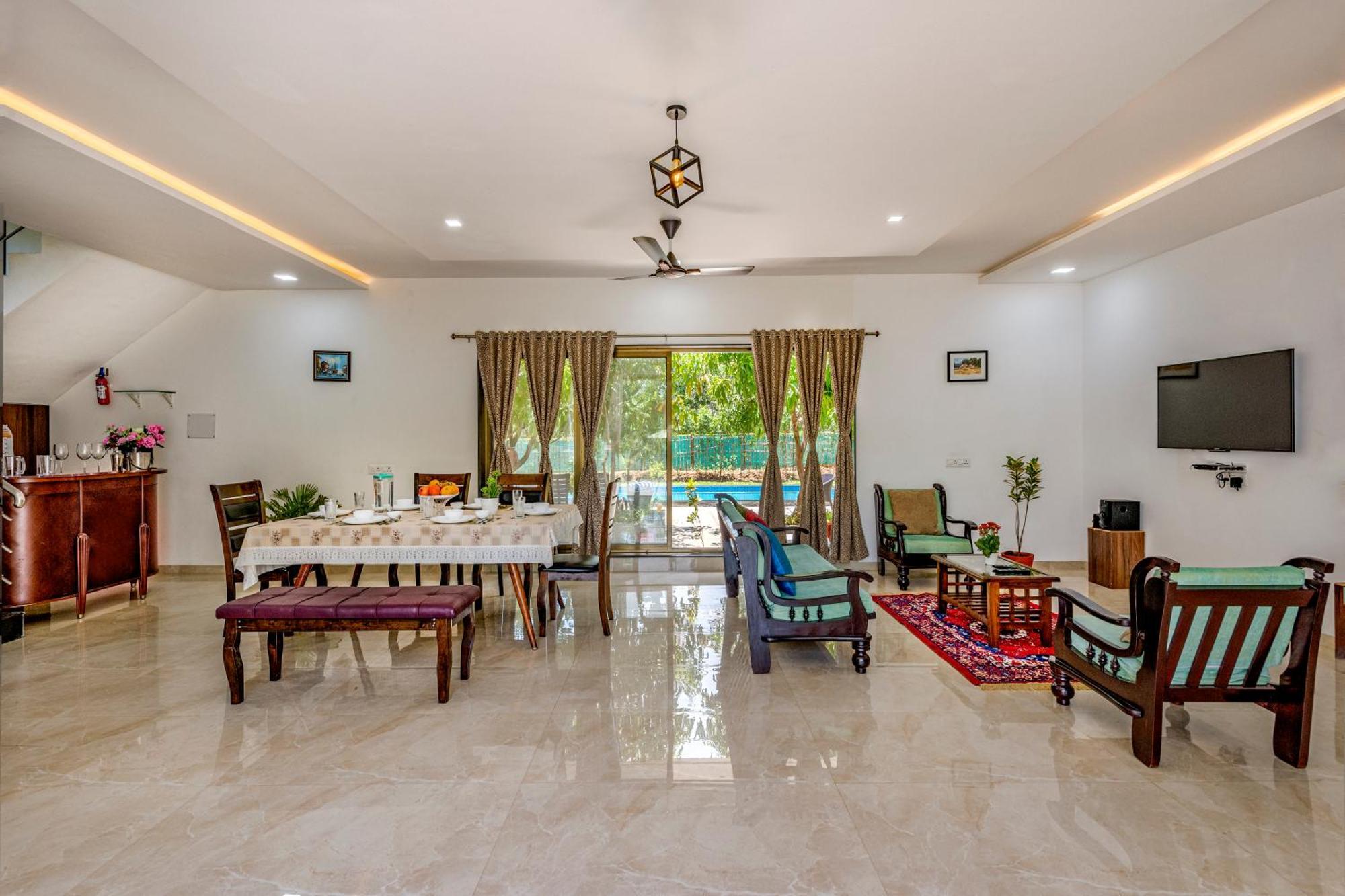 Saffronstays Lakeview Nivara - Farm Stay Villa With Private Pool Near Poona Buitenkant foto