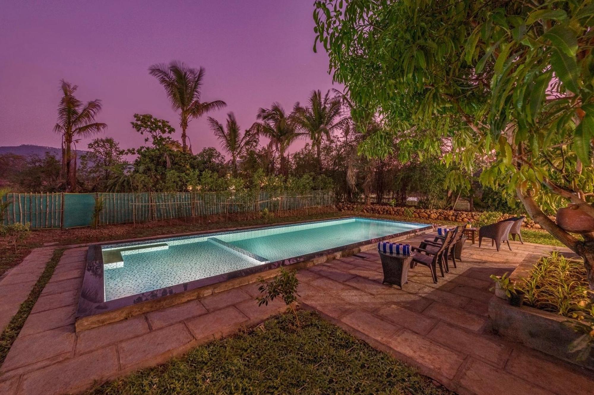 Saffronstays Lakeview Nivara - Farm Stay Villa With Private Pool Near Poona Buitenkant foto